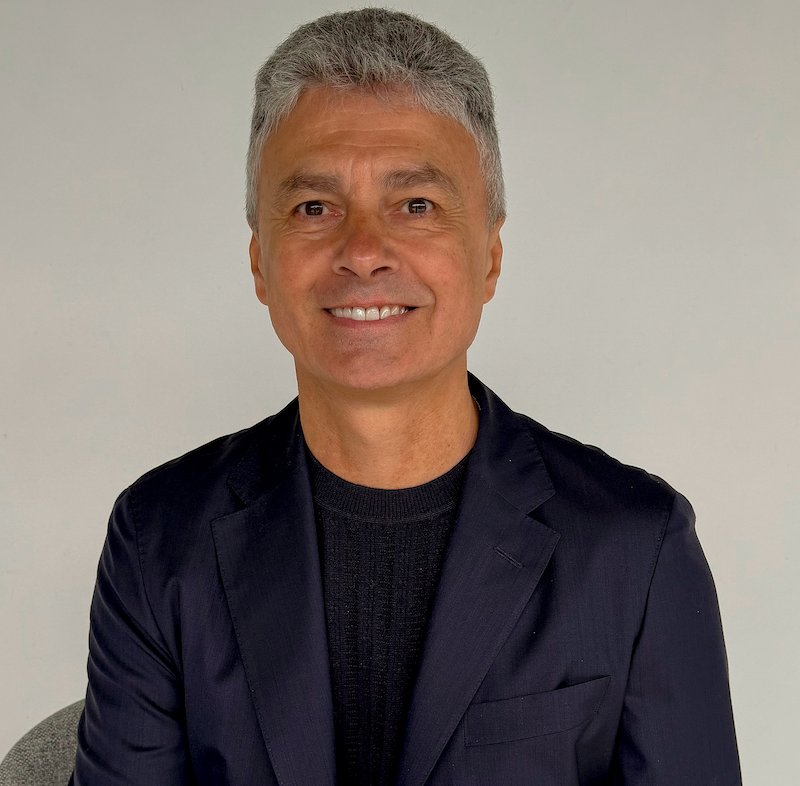 Dr. Vasyl Pasichnyk